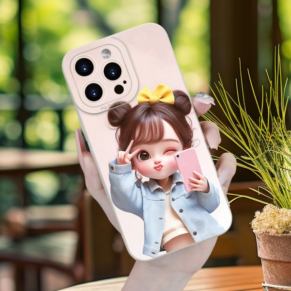 Simple Creative Cute Girl Selfie Pattern Trendy Hot Selling Transparent Mobile Phone Case for iPhone 16E/16/16PRO/16PLUS/16PM/15/15PLUS/15PRO/15PROMAX/14/14PLUS/14PRO/14PROMAX/13/13mini/13PRO/13PROMAX/12/12mini/11/Plus/Pro/Max/7/8/SE/XS/XS MAX/7P/8P Birthday gift, surprise gift for friends, family, girlfriend, boyfriend, Youngsters - Image 2