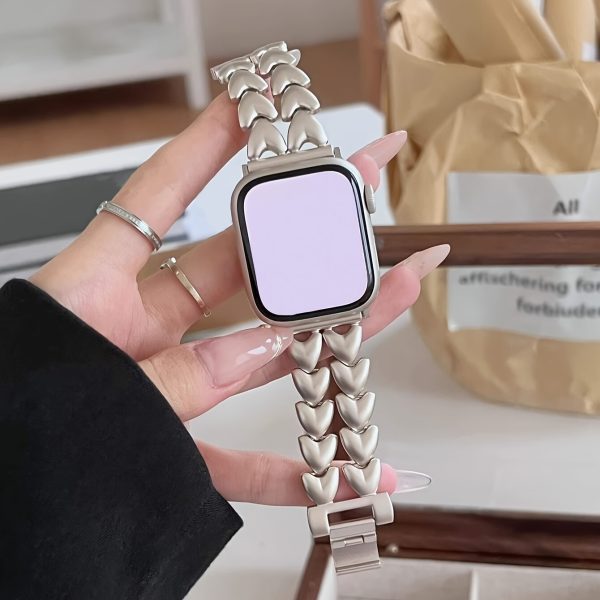 A double-row heart-shaped metal strap suitable for Apple watch for Apple Watch Wristband 38mm 40mm 41mm 42mm 44mm 45mm 49mm for iWatch 10/9/8/7/6/5/4/3/2/1/SE/Ultra series - Image 4