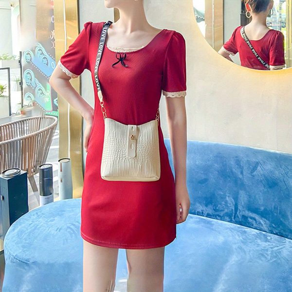 Elegant Women'S Crocodile Pattern Crossbody Bag - 4 Color Options, Zip Closure, Polyester Lined, Versatile for Commuting and Casual Outing - Image 7