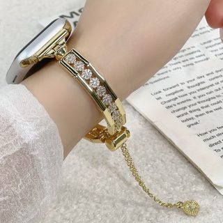 1pc Women Girls New Luxury Zirconia Diamond Hollow Bracelet Compatible with Apple Watch Band Series 10 9 8 7 6 5 4 3 2 1 38/40/41/42/44/45/46/49/ Ultra 1/2 SE for iWatch Strap Can be used as Back to School Gift, Birthday Gift