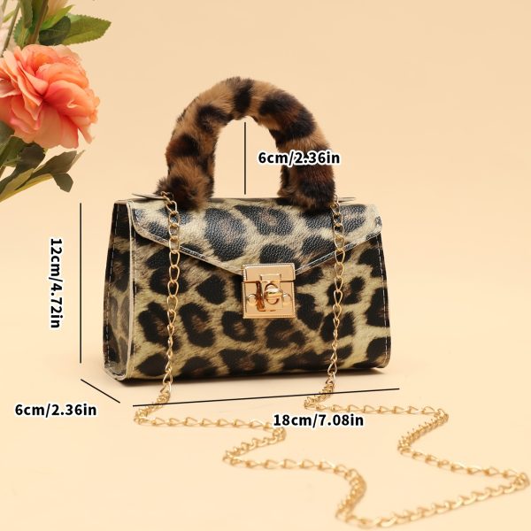 Soft Furry Chain Handbag for Autumn And Winter, Perfect for Daily Outings, Featuring a Wrist Lock And Animal Print in a Small Square Design. - Image 3