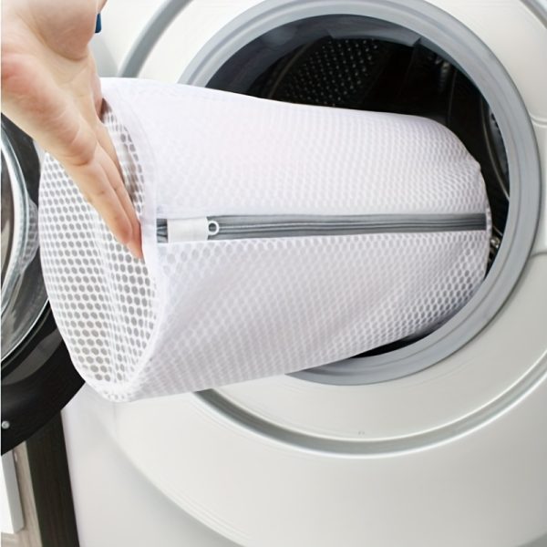 Durable Mesh Shoe Washing Bag - 360° Protection, Reusable Laundry Bag for Sneakers & Athletic Footwear, Zip Closure - Image 6