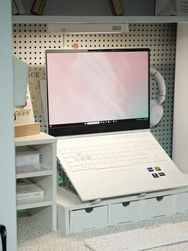 HP S1000 PLUS Wireless Mouse - Ultra-Slim, Adaptive Ergonomic Design, 2.4GHz Wireless Connectivity, 3 DPI Settings, Quiet Click, Plastic Body, Ambidextrous - Ideal for Gaming & Office Use, Mouse Movement Smoothness|Sleek Appearance|Wireless Connectivity - Image 10