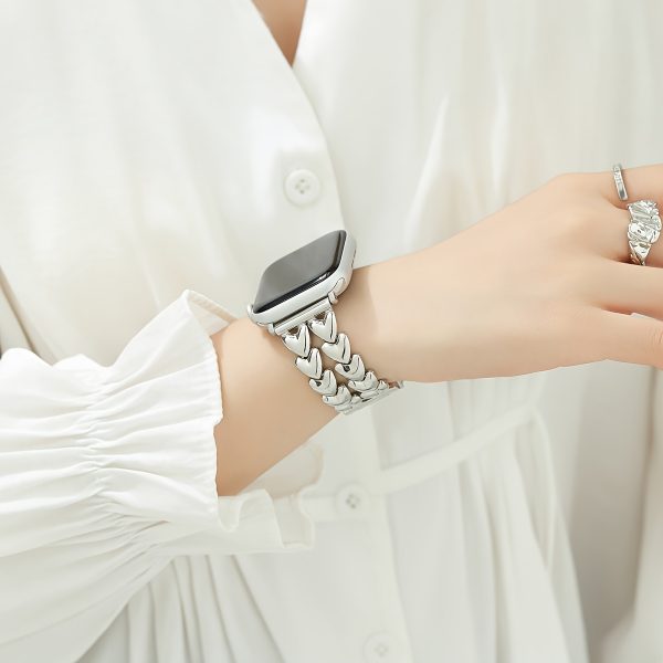 A double-row heart-shaped metal strap suitable for Apple watch for Apple Watch Wristband 38mm 40mm 41mm 42mm 44mm 45mm 49mm for iWatch 10/9/8/7/6/5/4/3/2/1/SE/Ultra series - Image 10